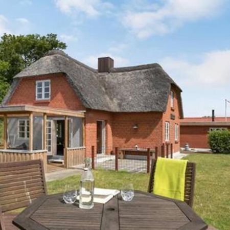 Thatched Holiday Home In Struer, Jutland With A View Экстерьер фото