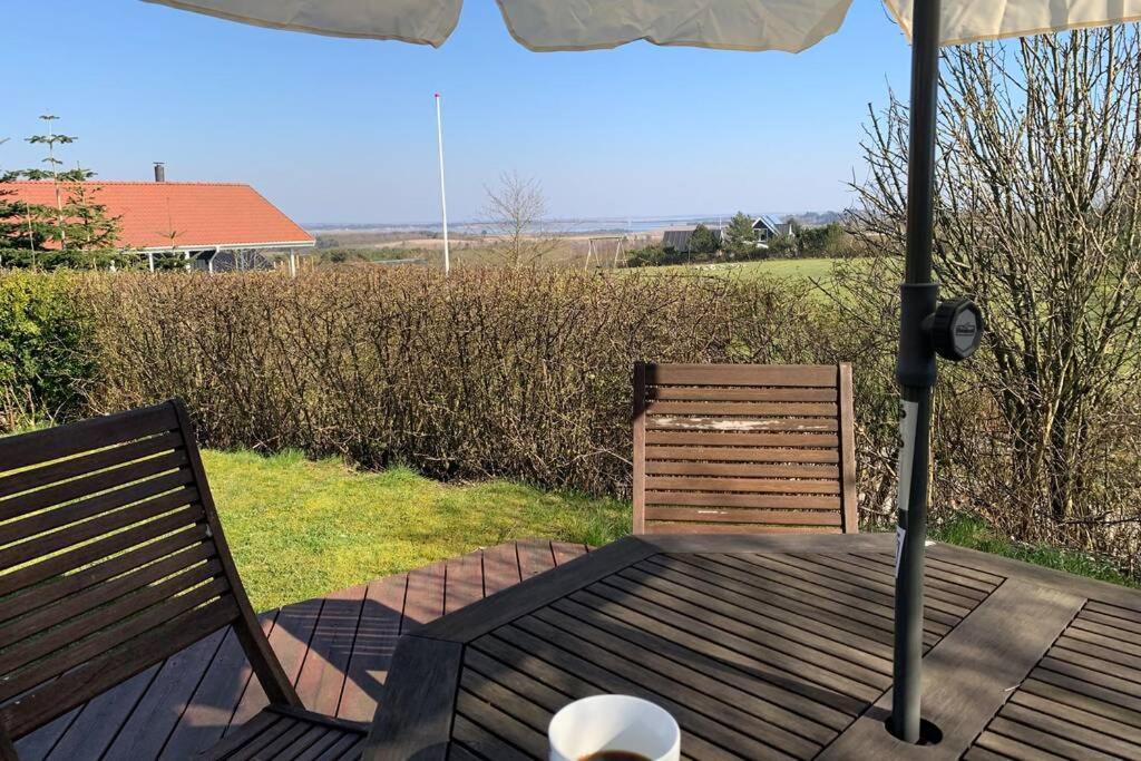 Thatched Holiday Home In Struer, Jutland With A View Экстерьер фото